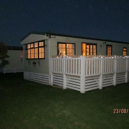 33 Beach Retreat Lodge Pevensey Bay Holiday Park Exteriör bild