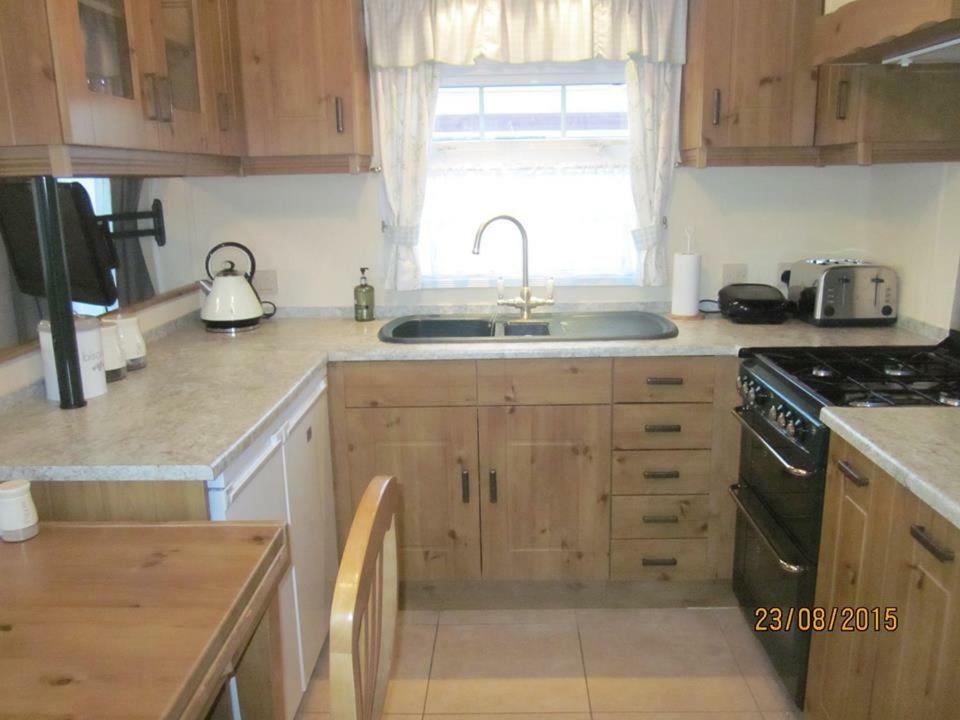 33 Beach Retreat Lodge Pevensey Bay Holiday Park Exteriör bild