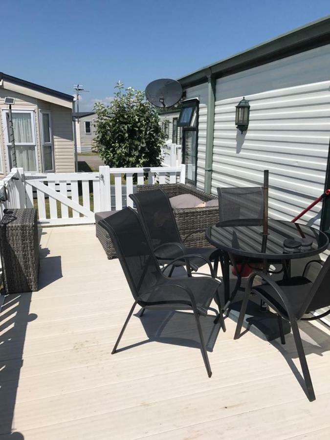 33 Beach Retreat Lodge Pevensey Bay Holiday Park Exteriör bild
