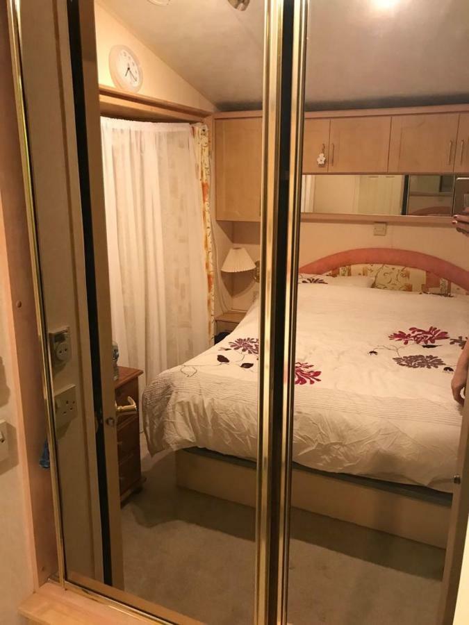 33 Beach Retreat Lodge Pevensey Bay Holiday Park Exteriör bild