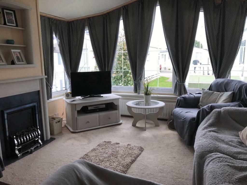 33 Beach Retreat Lodge Pevensey Bay Holiday Park Exteriör bild