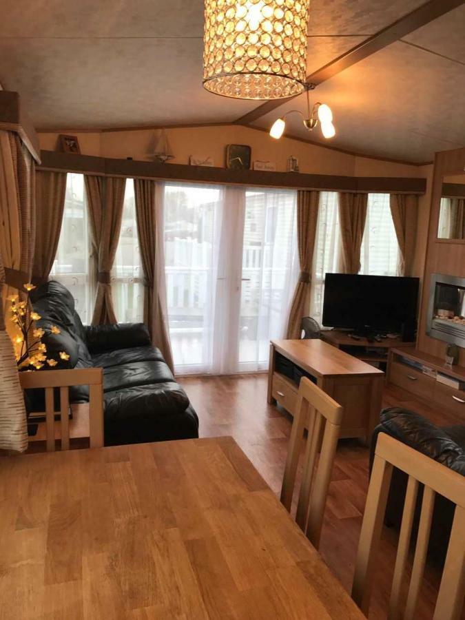33 Beach Retreat Lodge Pevensey Bay Holiday Park Exteriör bild